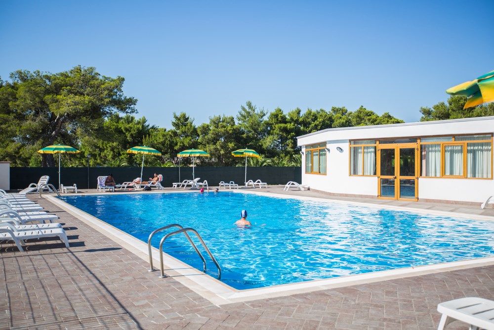 Baby pool with water games and village fountains verdemare vieste