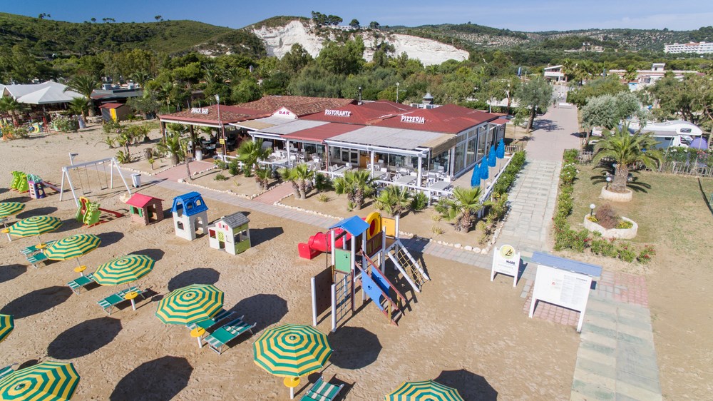 spiaggia del villaggio Verdemare di Vieste in Gargano