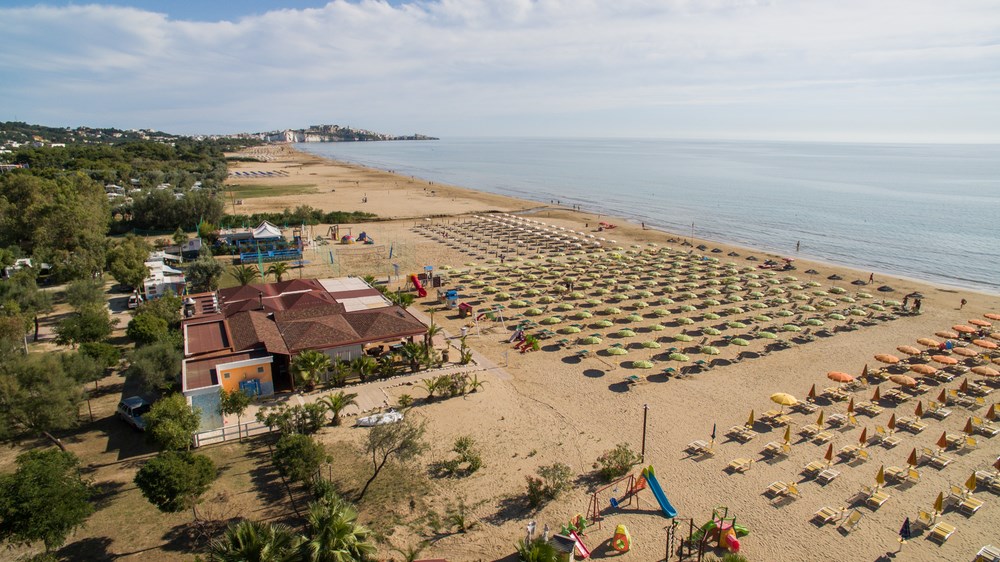 spiaggia del villaggio Verdemare di Vieste in Gargano